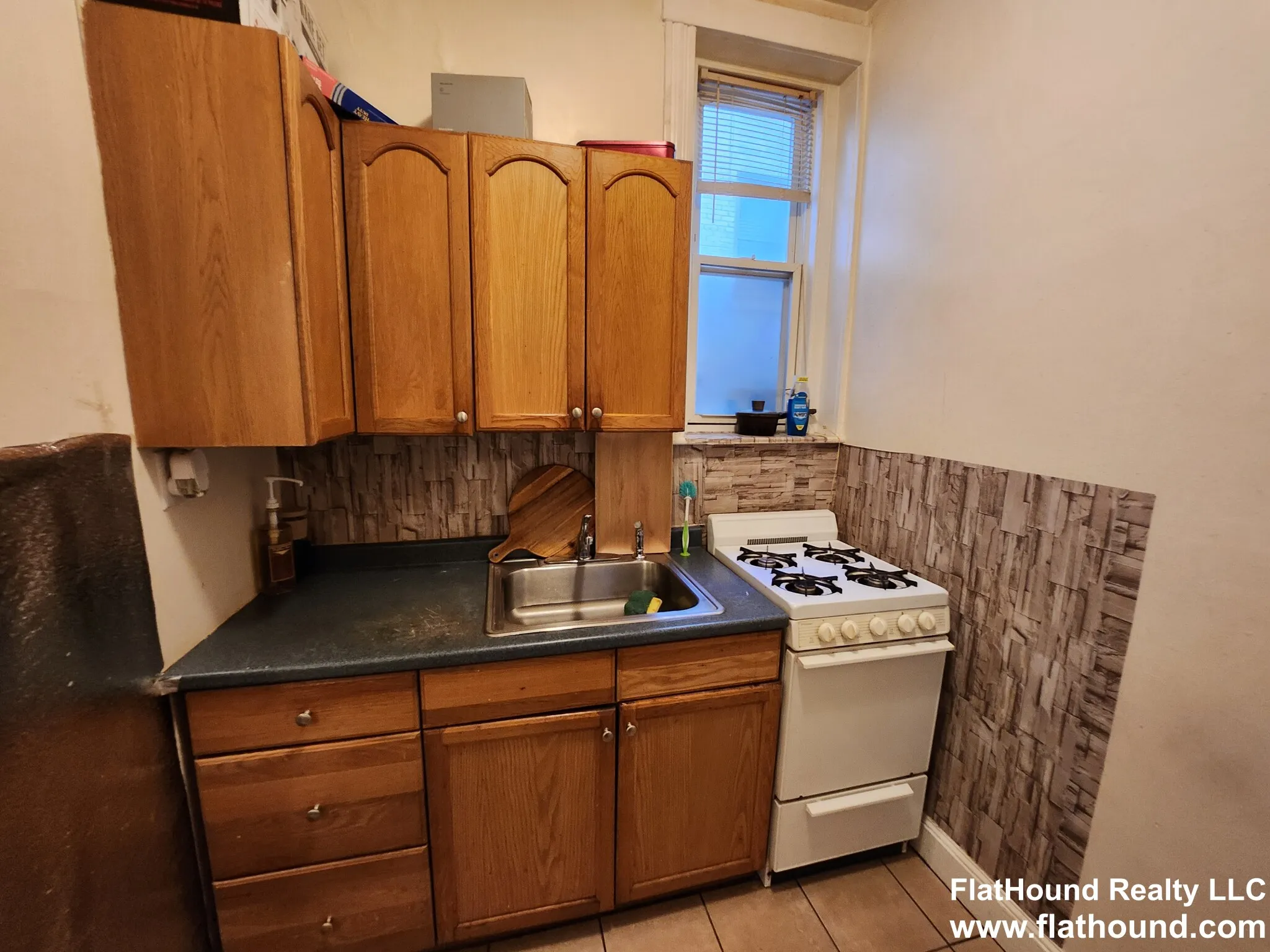 1 bed, 1 bath apartment for rent at 94 Brainerd Rd Unit 1, Allston — photo 16 of 18