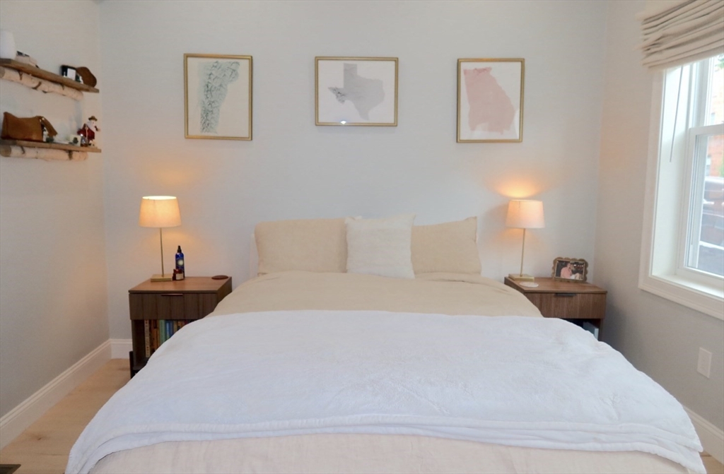 3 bed, 3 bath apartment for rent at 94 Bunker Hill Unit 1, Charlestown — photo 11 of 23