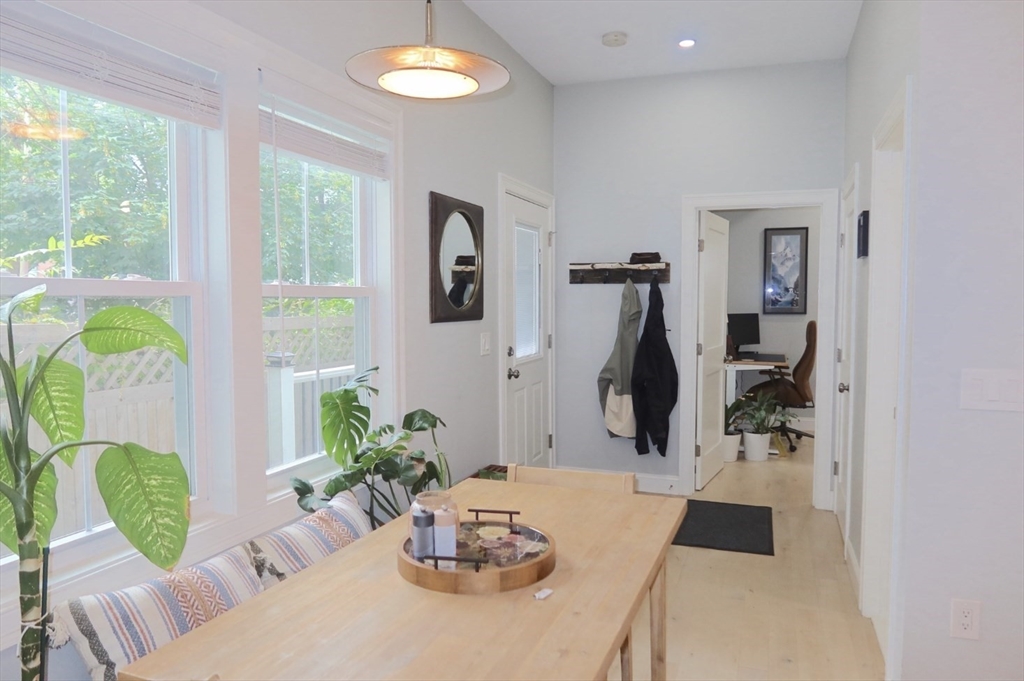 3 bed, 3 bath apartment for rent at 94 Bunker Hill Unit 1, Charlestown — photo 15 of 23