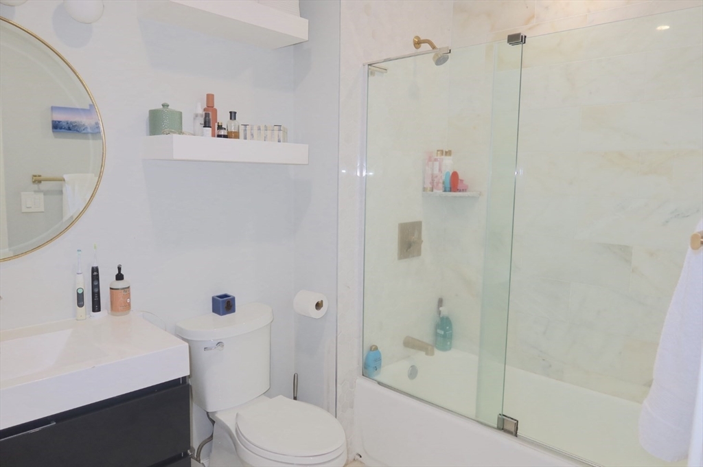 3 bed, 3 bath apartment for rent at 94 Bunker Hill Unit 1, Charlestown — photo 13 of 23