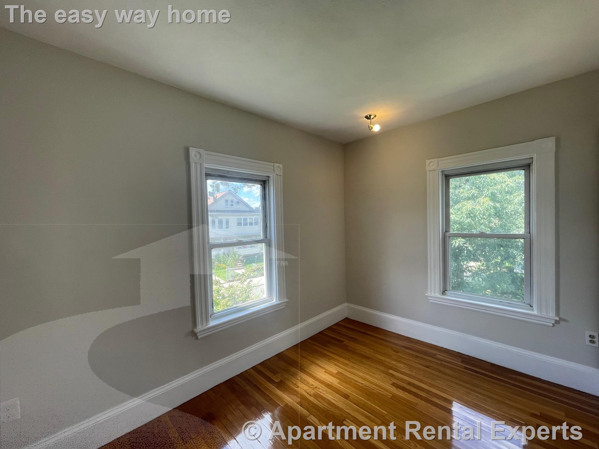 4 bed, 2 bath apartment for rent at 94 Central Ave Unit 2, Medford Square — photo 12 of 18