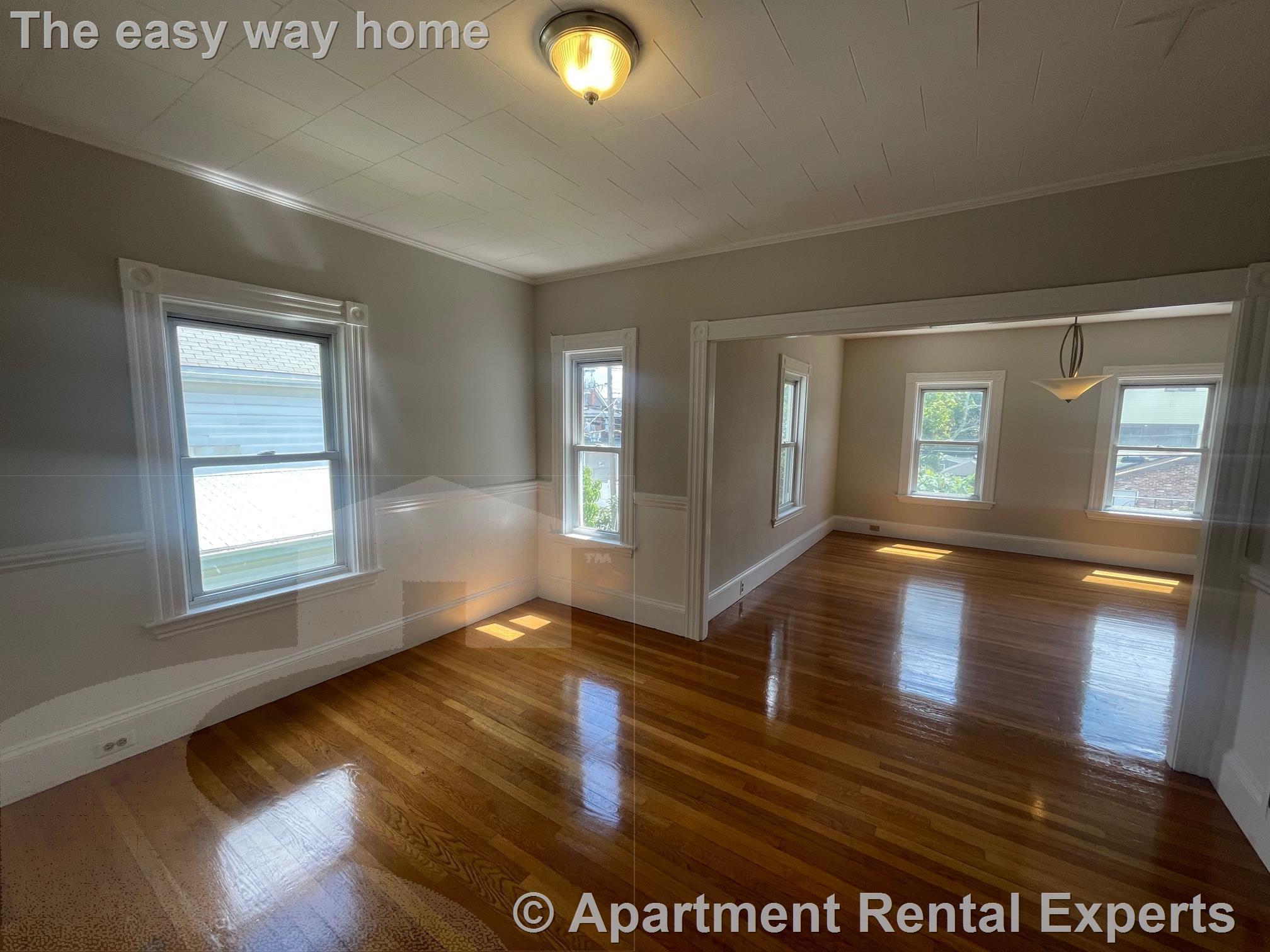 4 bed, 2 bath apartment for rent at 94 Central Ave Unit 2, Medford Square — photo 4 of 18