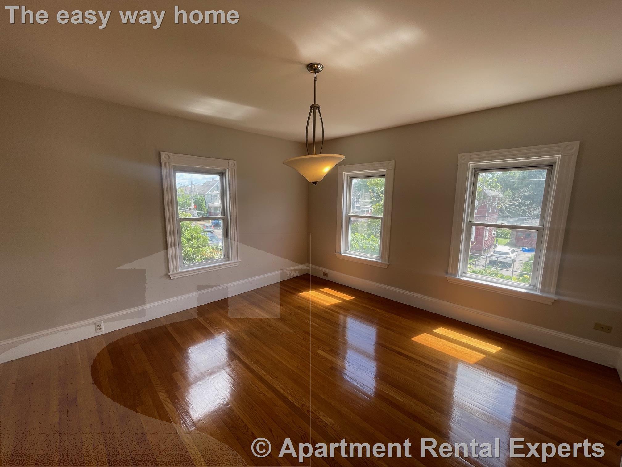 4 bed, 2 bath apartment for rent at 94 Central Ave Unit 2, Medford Square — photo 2 of 18