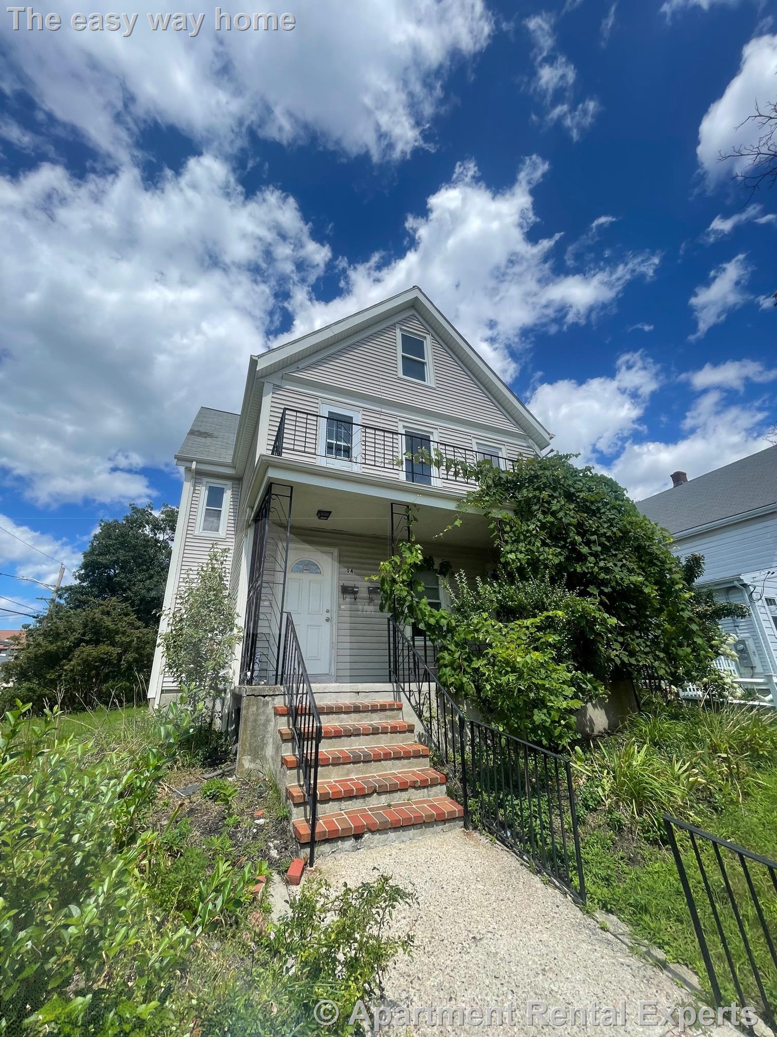 4 bed, 2 bath apartment for rent at 94 Central Ave Unit 2, Medford Square