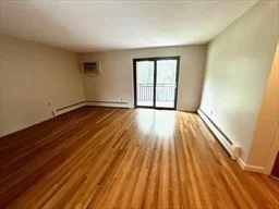 2 bed, 1 bath apartment for rent at 94 Charles River Rd Unit A, Waltham — photo 6 of 12