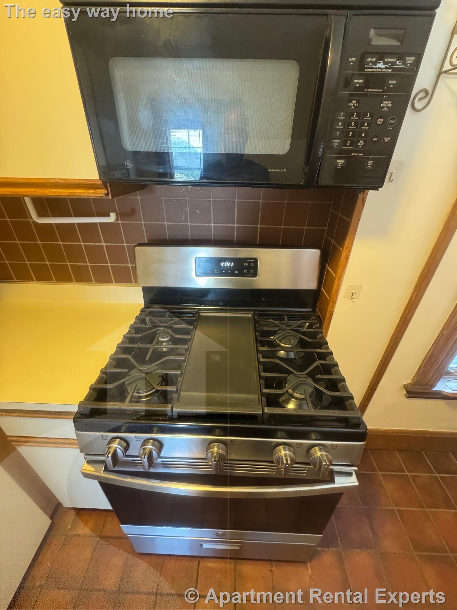 2 bed, 1 bath apartment for rent at 94 College Ave Unit 2, Davis Square — photo 7 of 14