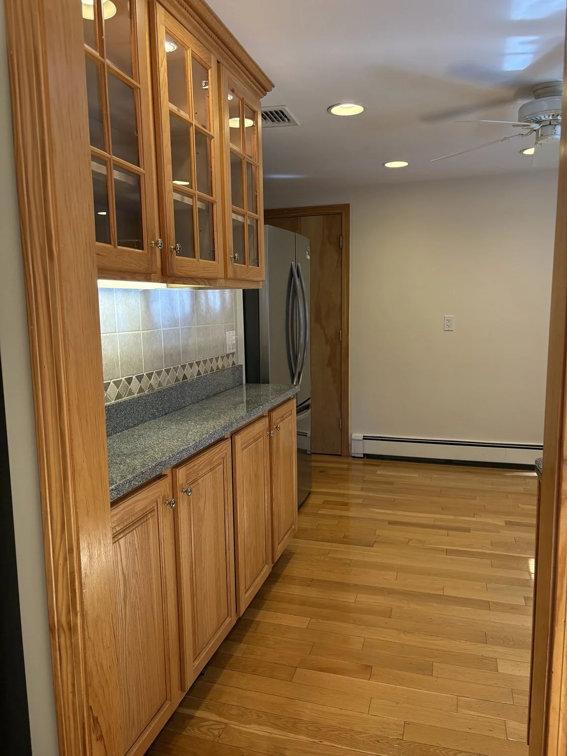 3 bed, 2 bath apartment for rent at 94 Concord Ave, Lexington — photo 6 of 28