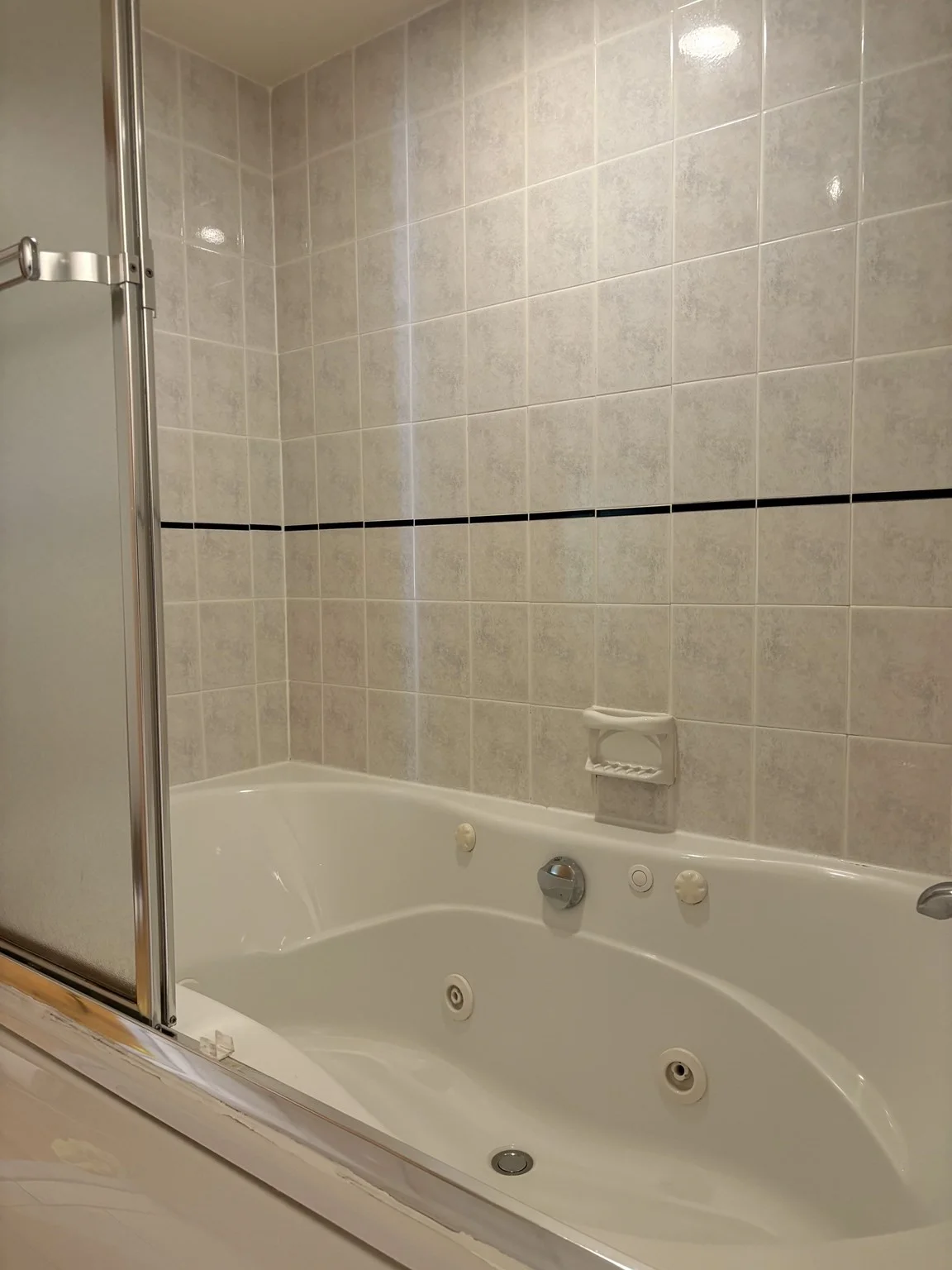 3 bed, 2 bath apartment for rent at 94 Concord Ave, Lexington — photo 18 of 28