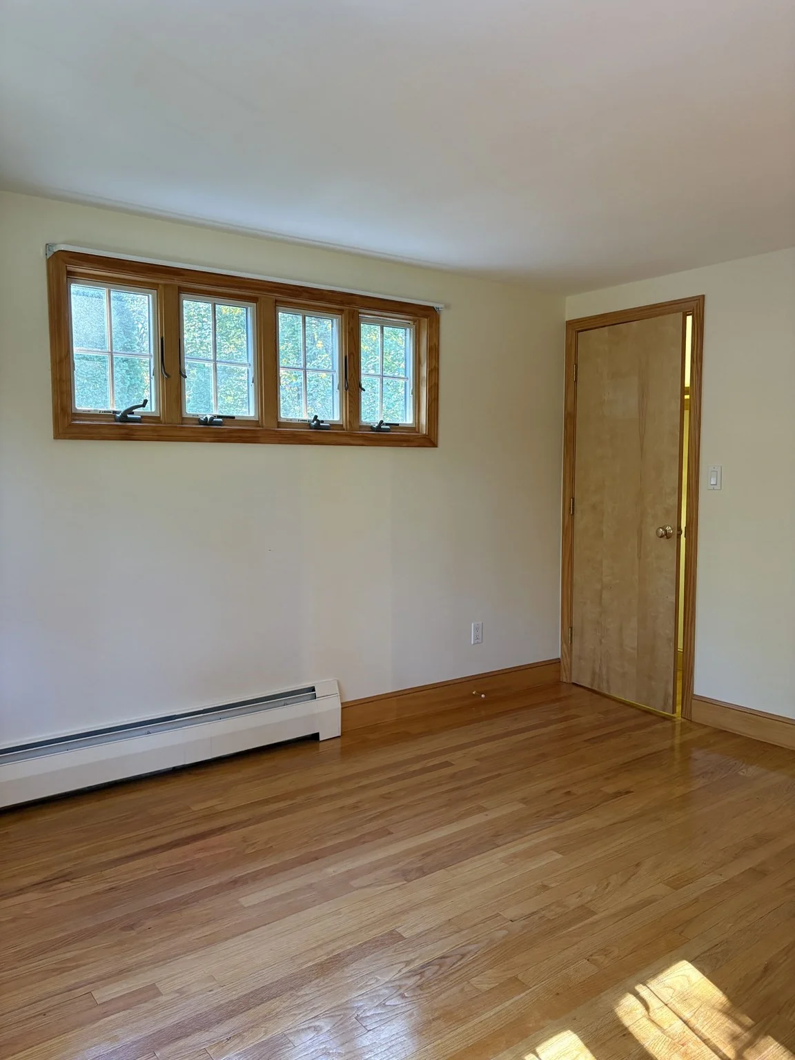 3 bed, 2 bath apartment for rent at 94 Concord Ave, Lexington — photo 15 of 28