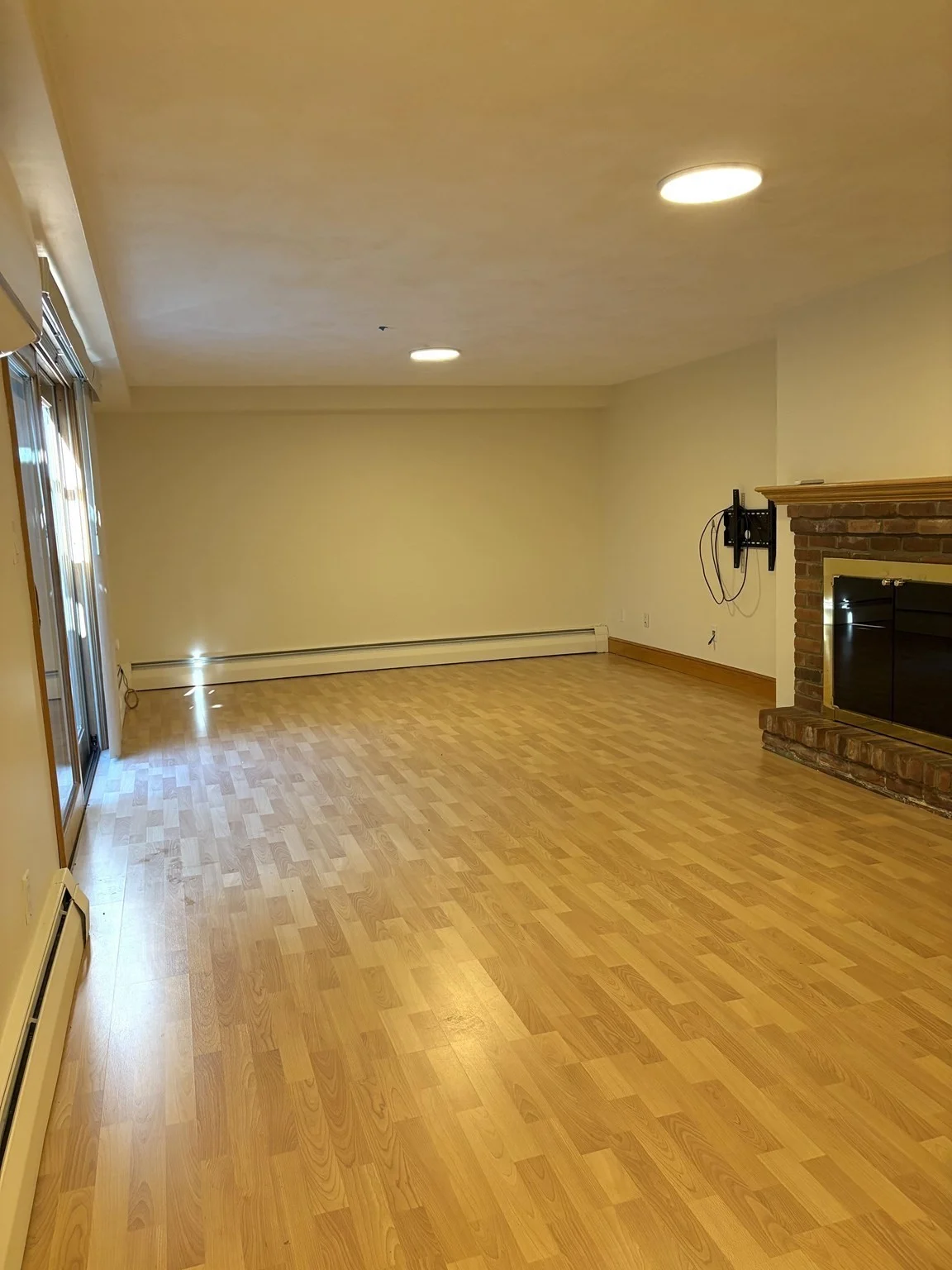 3 bed, 2 bath apartment for rent at 94 Concord Ave, Lexington — photo 24 of 28