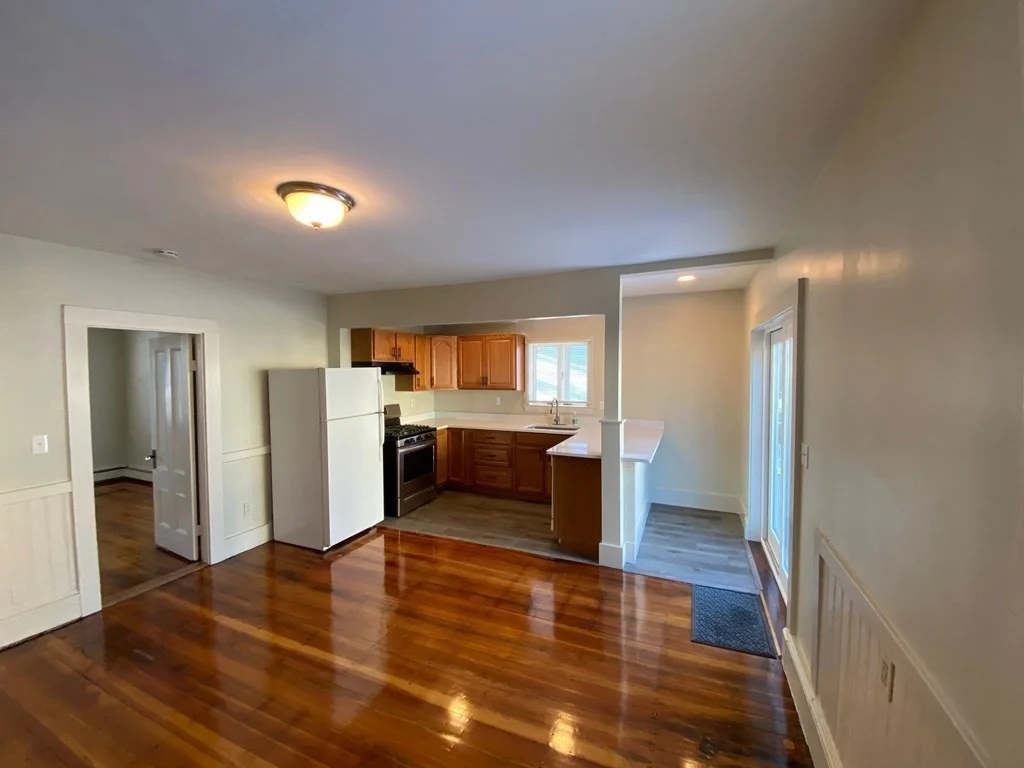 2 bed, 1 bath apartment for rent at 94 Concord Ave Unit 1, Norwood — photo 7 of 8