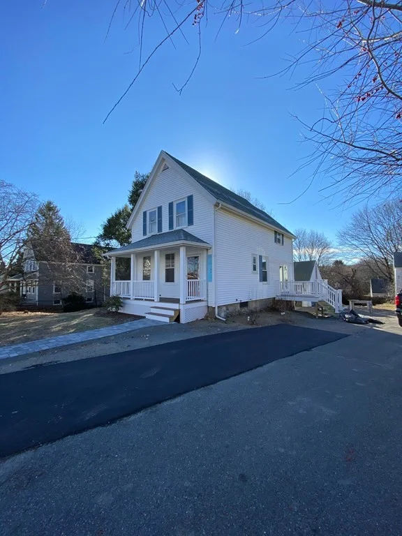 2 bed, 1 bath apartment for rent at 94 Concord Ave Unit 1, Norwood — photo 1 of 8
