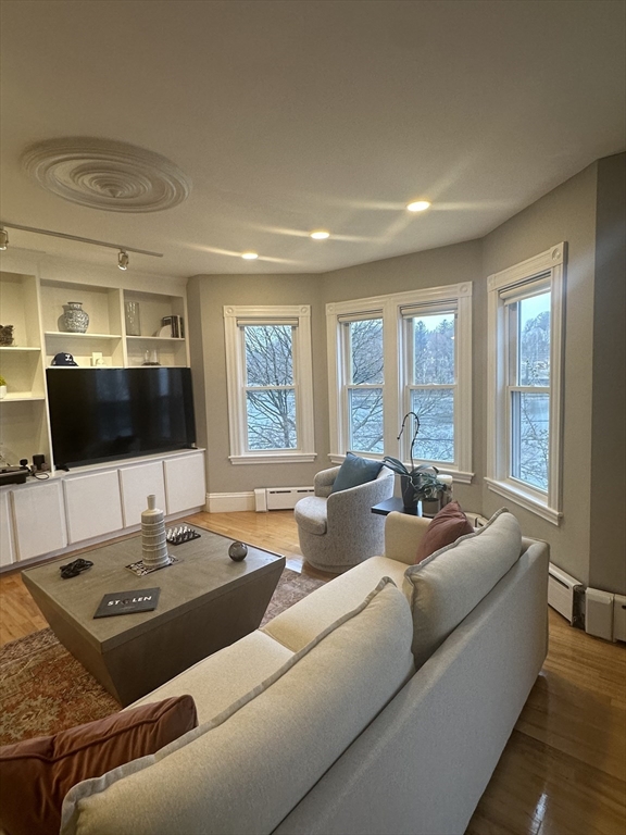 3 bed, 2 bath apartment for rent at 94 Dudley Unit 2, Brookline — photo 4 of 20