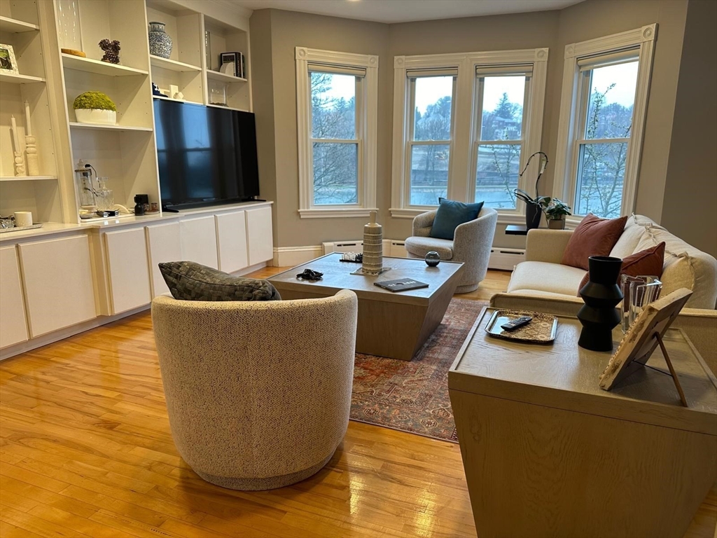 3 bed, 2 bath apartment for rent at 94 Dudley Unit 2, Brookline — photo 3 of 20