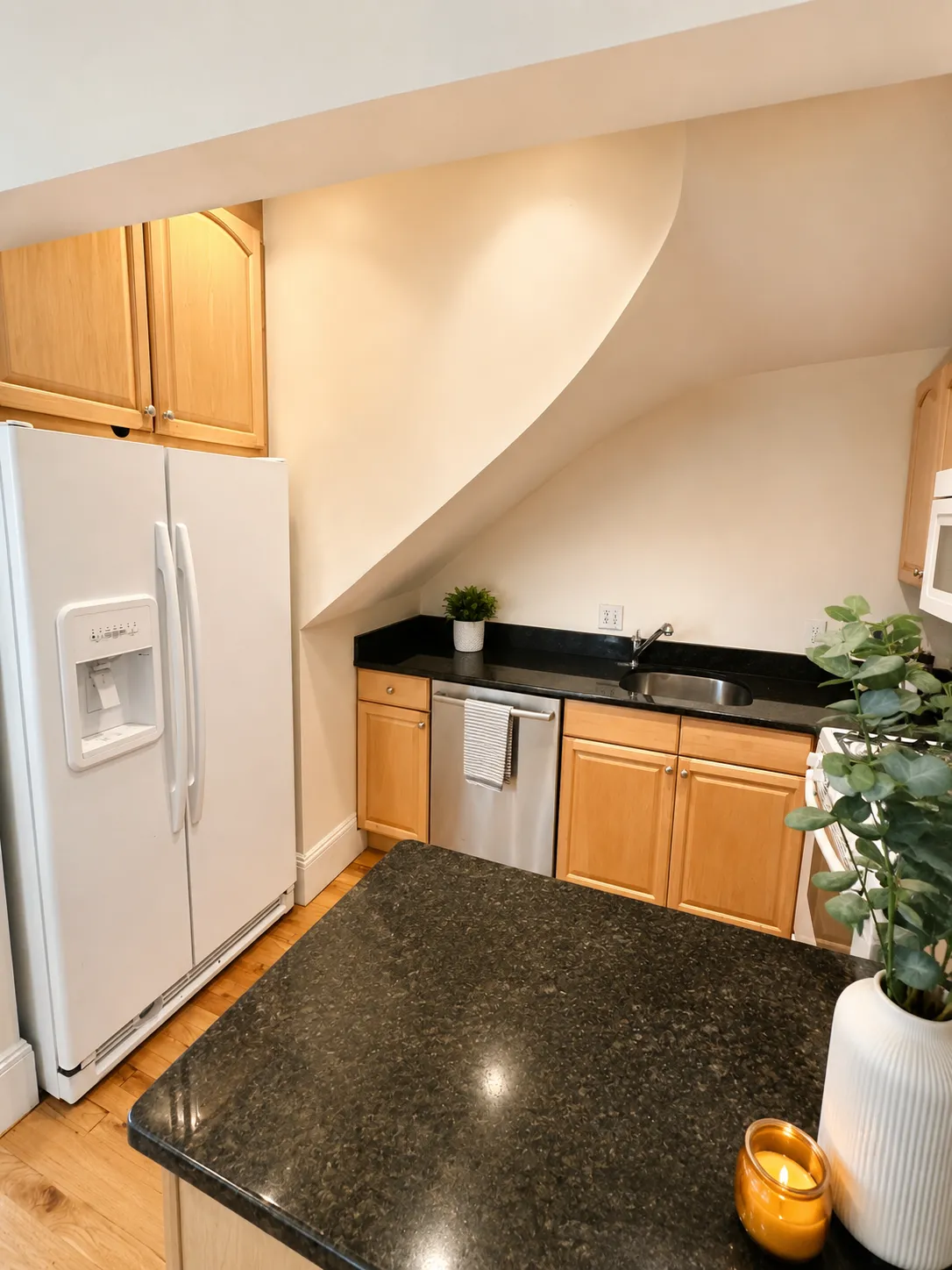 1 bed, 1 bath apartment for rent at 94 East Brookline St Unit 2, South End — photo 18 of 19