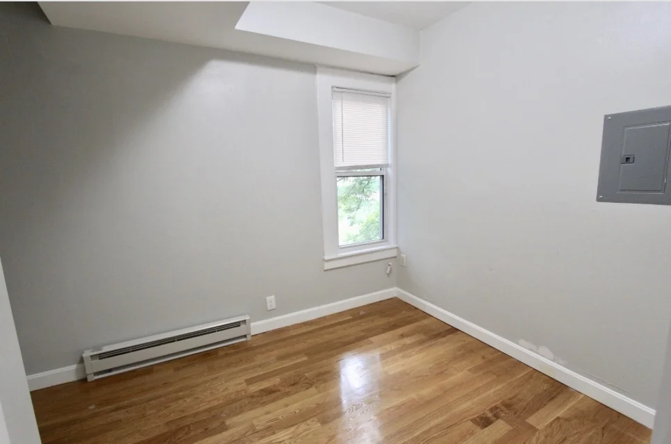 4 bed, 2 bath apartment for rent at 94 Cottage St Unit 2, Dorchester — photo 6 of 8