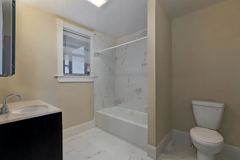 5 bed, 2 bath apartment for rent at 94 Gladstone St Unit 1, East Boston — photo 8 of 12