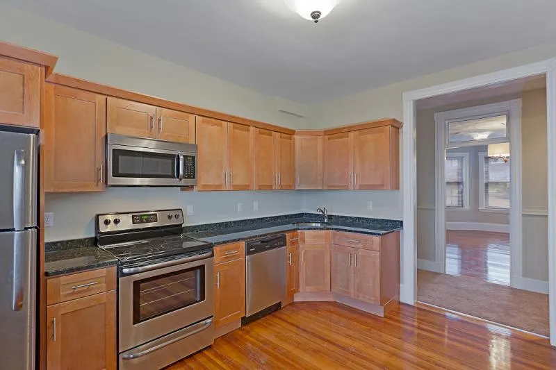 5 bed, 2 bath apartment for rent at 94 Gladstone St Unit 1, East Boston — photo 9 of 12