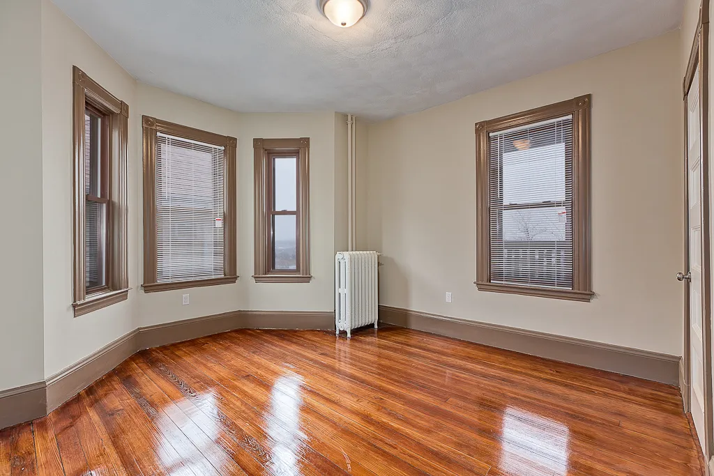 5 bed, 2 bath apartment for rent at 94 Gladstone St Unit 1, East Boston — photo 5 of 12