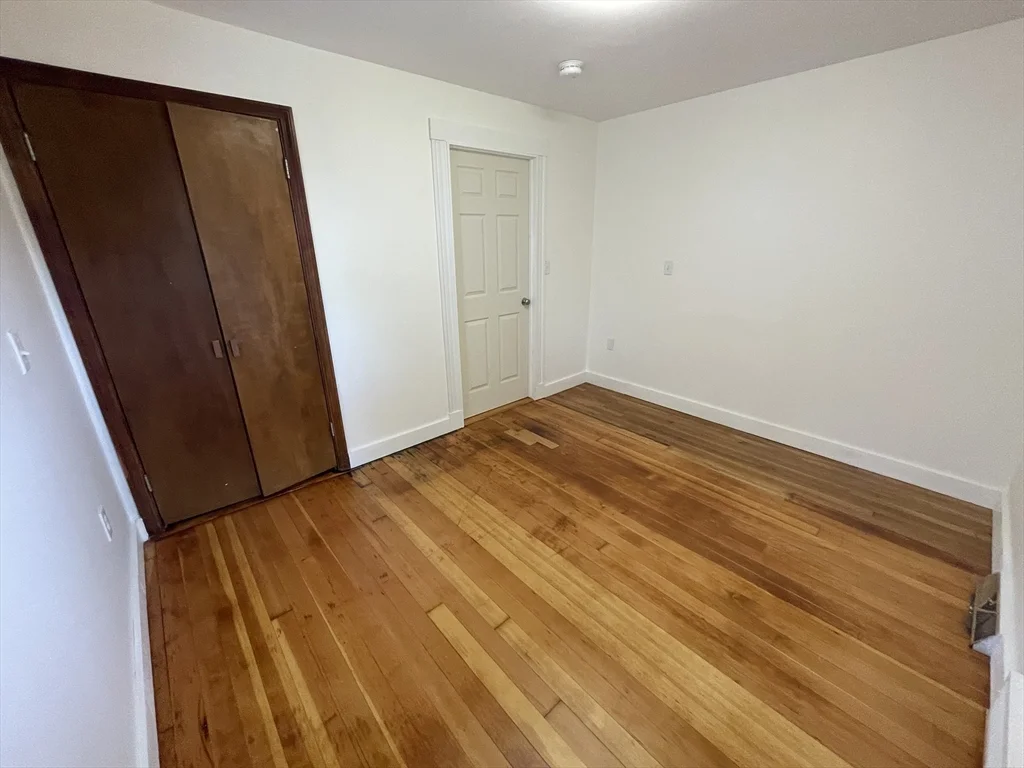 2 bed, 1 bath apartment for rent at 94 Gordon Rd, East Braintree — photo 10 of 16