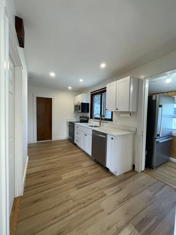 2 bed, 1 bath apartment for rent at 94 Gordon Rd, East Braintree — photo 5 of 16