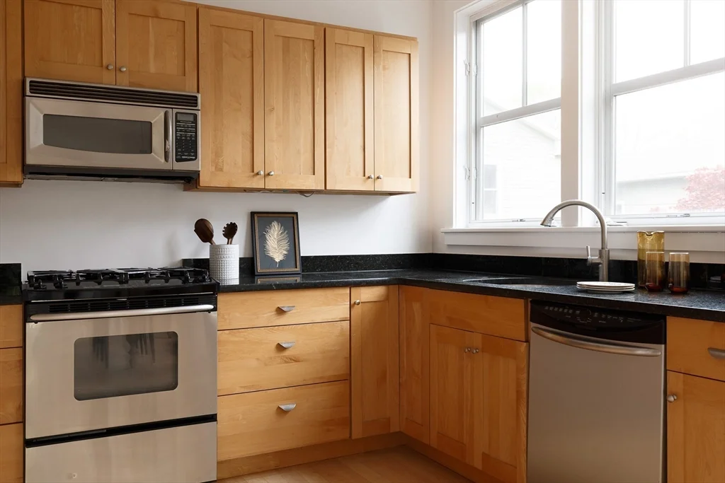2 bed, 2 bath apartment for rent at 94 Hampshire St Unit 2, The Port — photo 6 of 14