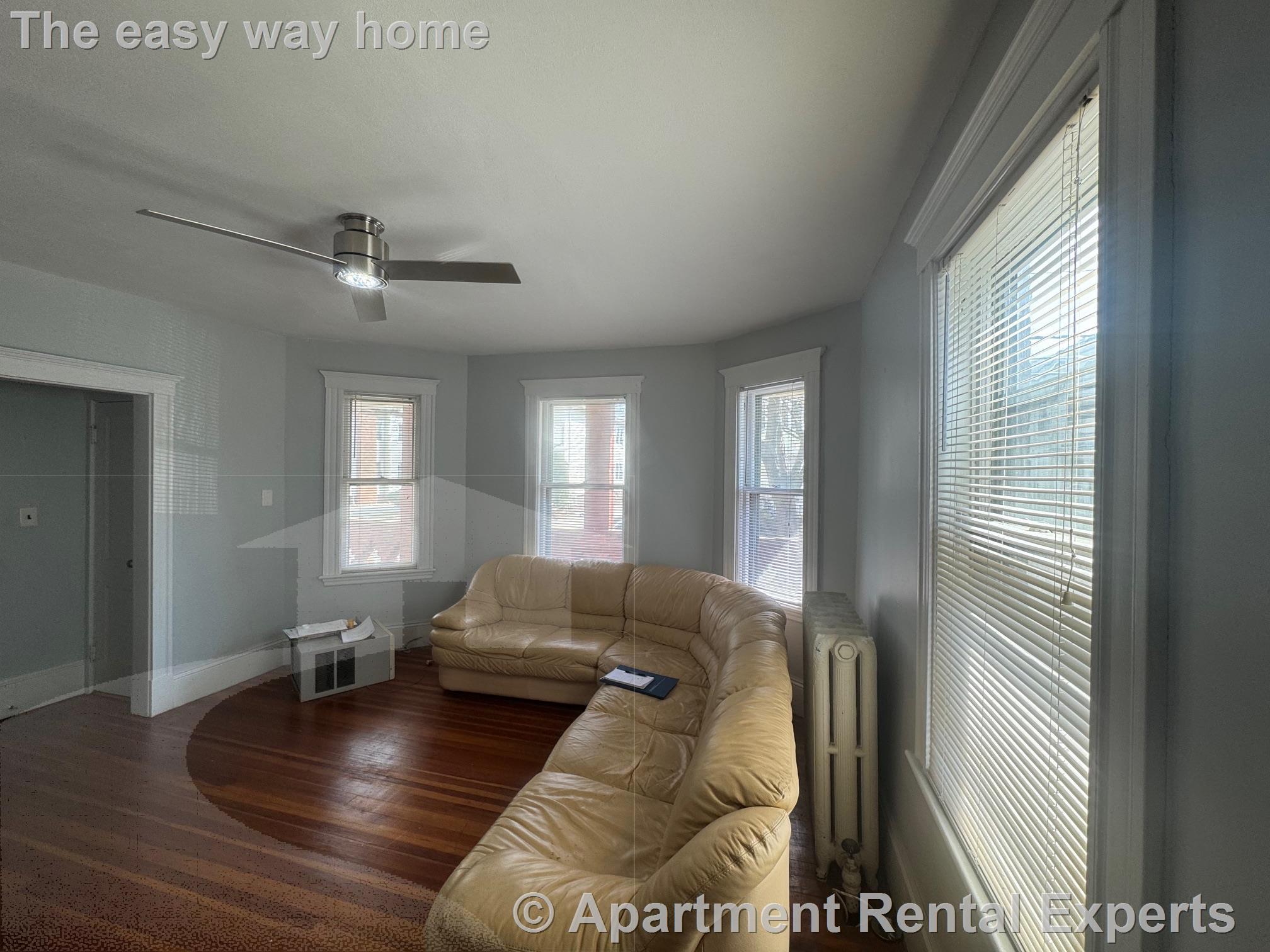 1 bed, 1 bath apartment for rent at 94 Harlow St Unit 1, Arlington Center — photo 3 of 10