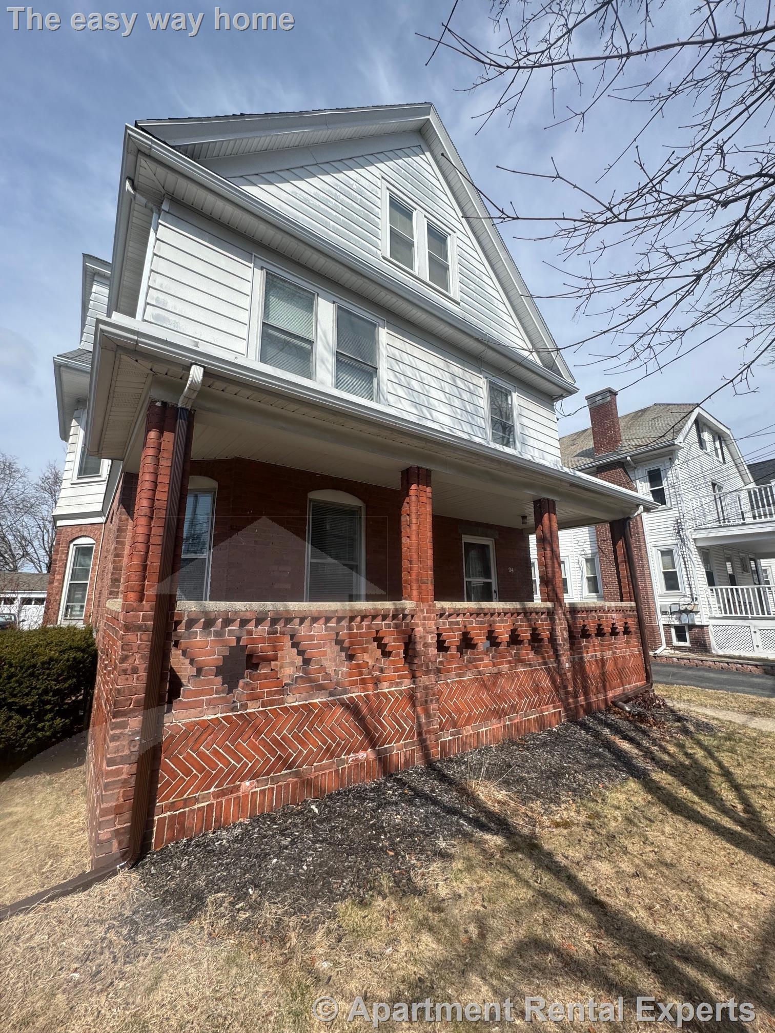 1 bed, 1 bath apartment for rent at 94 Harlow St Unit 1, Arlington Center — photo 1 of 10
