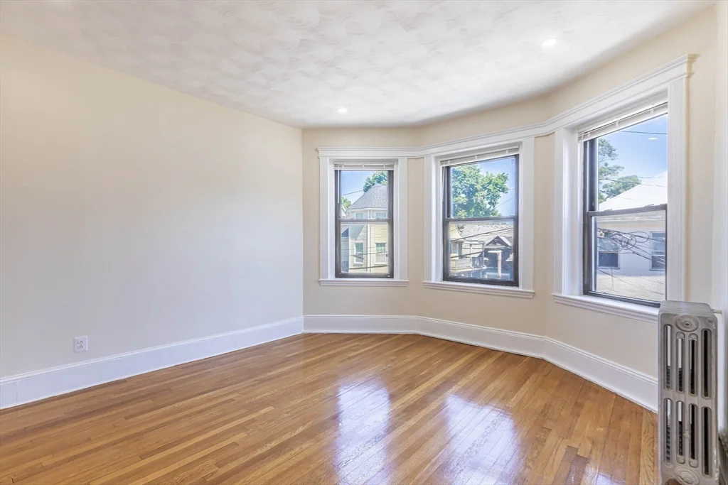 2 bed, 1 bath apartment for rent at 94 Hutchings Unit 3, Roxbury — photo 16 of 29