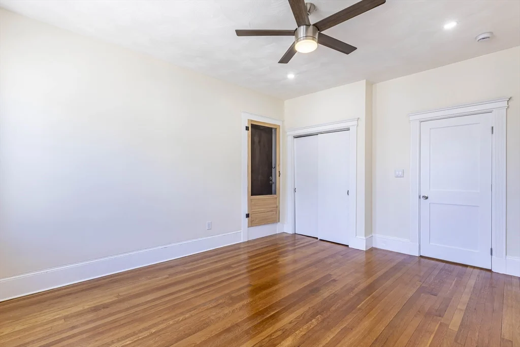 2 bed, 1 bath apartment for rent at 94 Hutchings Unit 3, Roxbury — photo 20 of 29