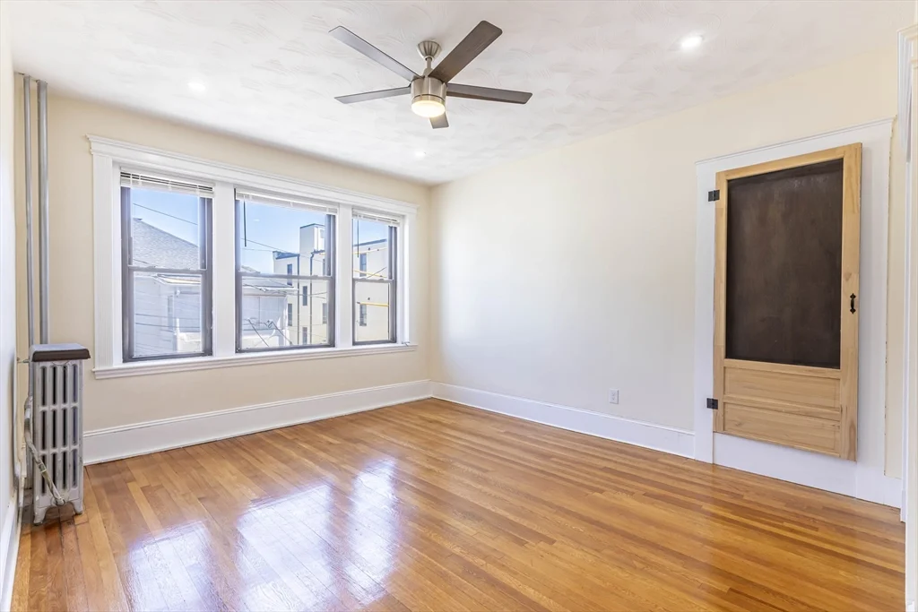 2 bed, 1 bath apartment for rent at 94 Hutchings Unit 3, Roxbury — photo 17 of 29
