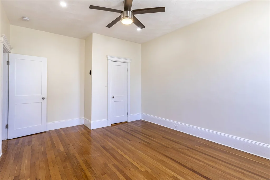 2 bed, 1 bath apartment for rent at 94 Hutchings Unit 3, Roxbury — photo 25 of 29
