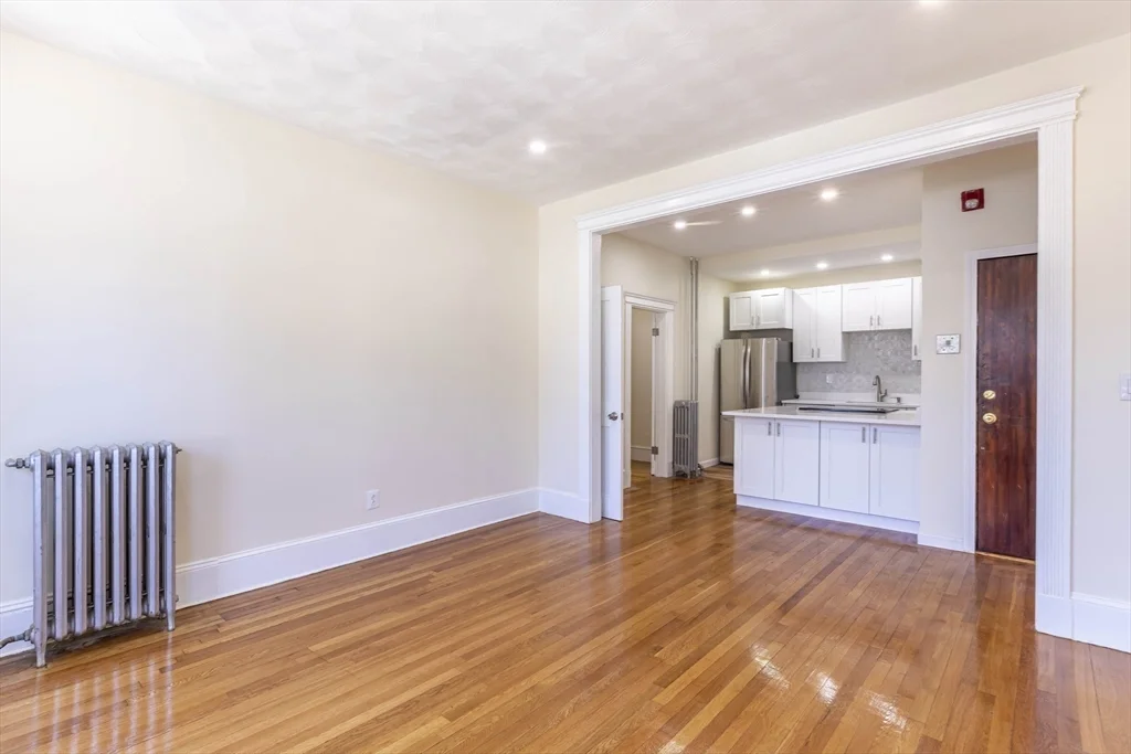 2 bed, 1 bath apartment for rent at 94 Hutchings Unit 3, Roxbury — photo 14 of 29