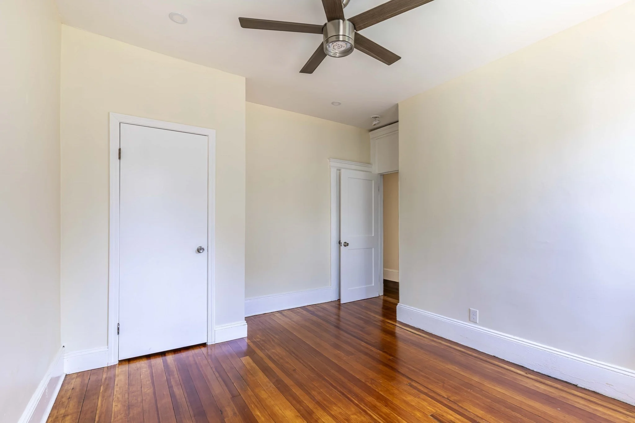 2 bed, 1 bath apartment for rent at 94 Hutchings Unit 4, Roxbury — photo 14 of 24