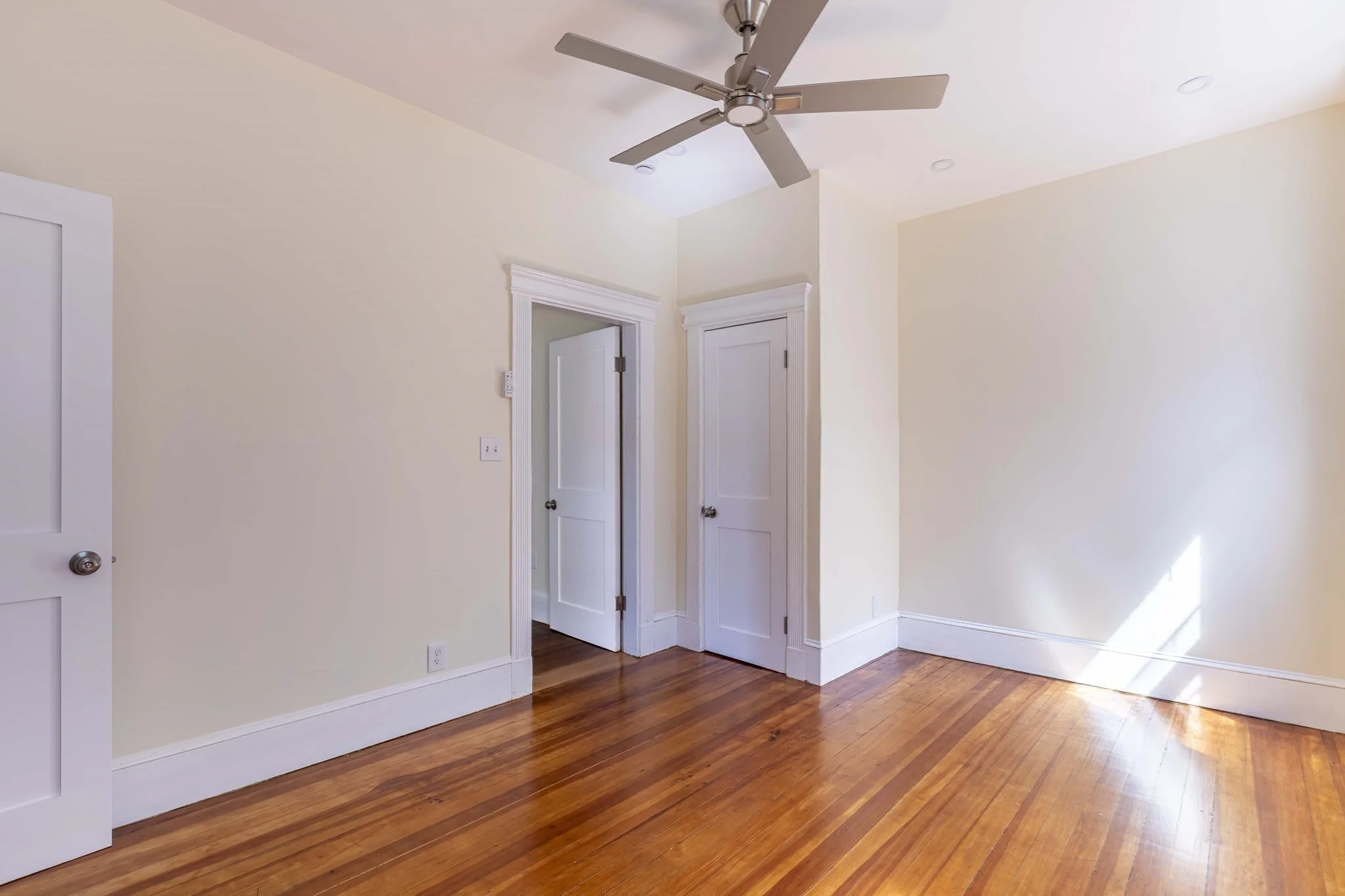 2 bed, 1 bath apartment for rent at 94 Hutchings Unit 4, Roxbury — photo 17 of 24