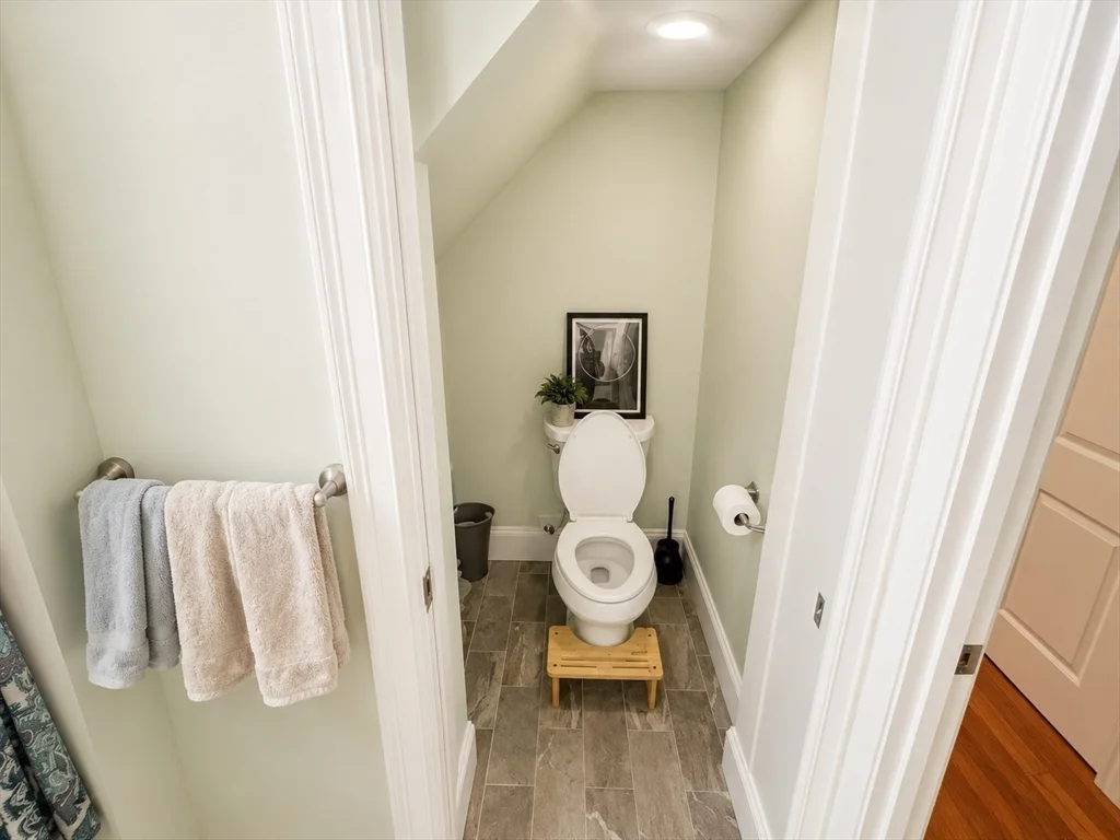 2 bed, 1 bath apartment for rent at 94 Josephine Ave Unit 1, Ball Square — photo 16 of 21