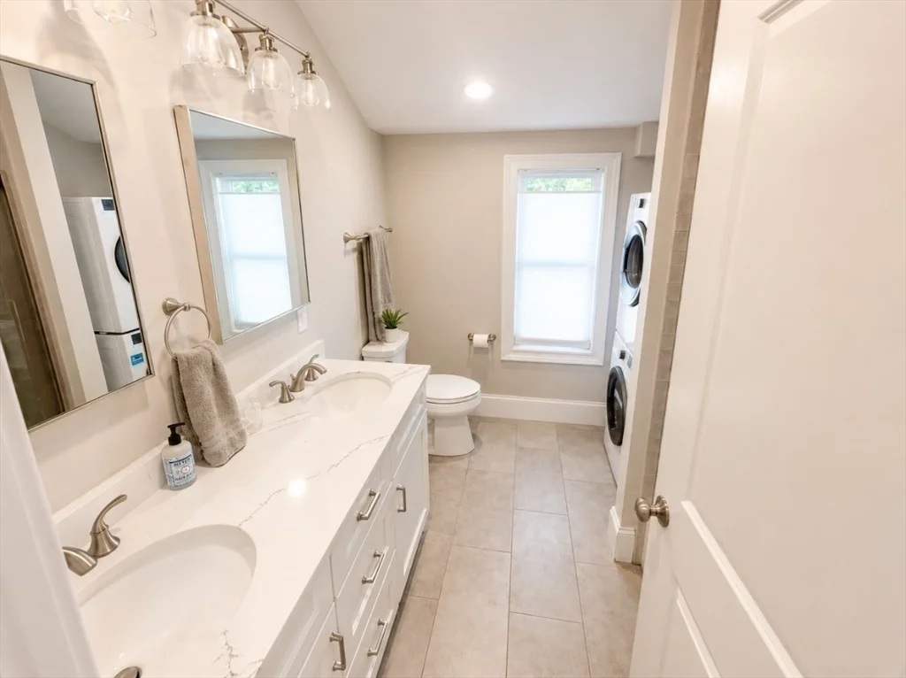 2 bed, 1 bath apartment for rent at 94 Josephine Ave Unit 3, Ball Square — photo 12 of 17