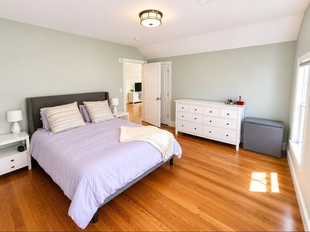 2 bed, 1 bath apartment for rent at 94 Josephine Ave Unit 3, Ball Square — photo 8 of 17