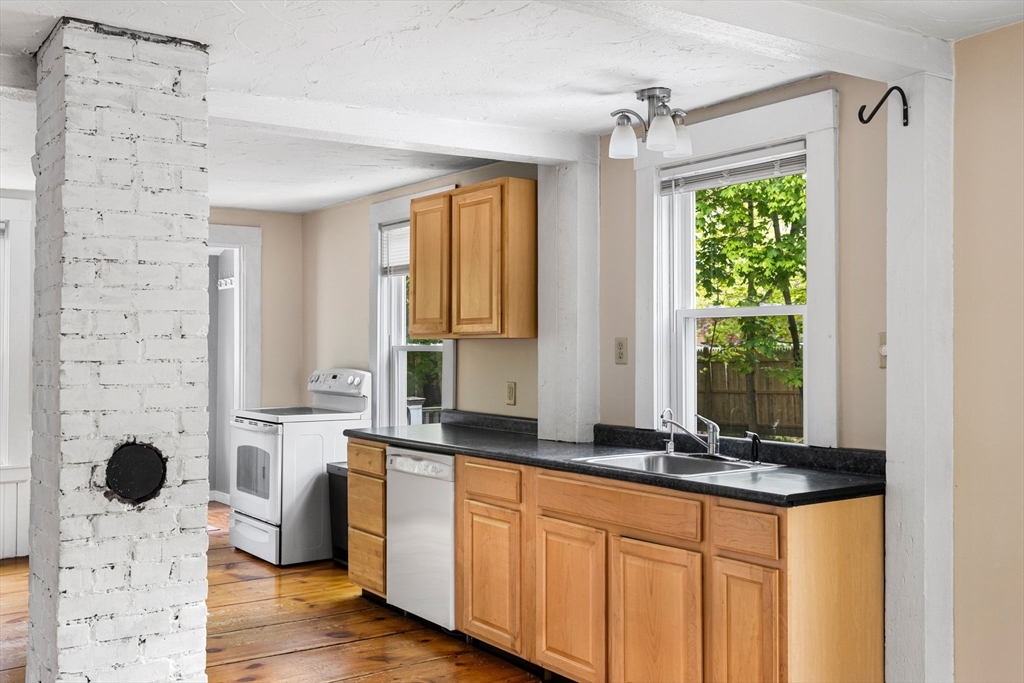2 bed, 1 bath apartment for rent at 94 King St Unit 1, Hanover — photo 16 of 25