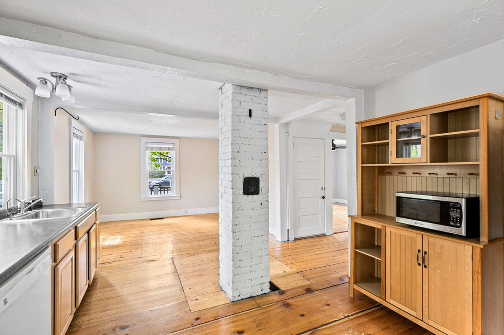 2 bed, 1 bath apartment for rent at 94 King St Unit 1, Hanover — photo 17 of 25