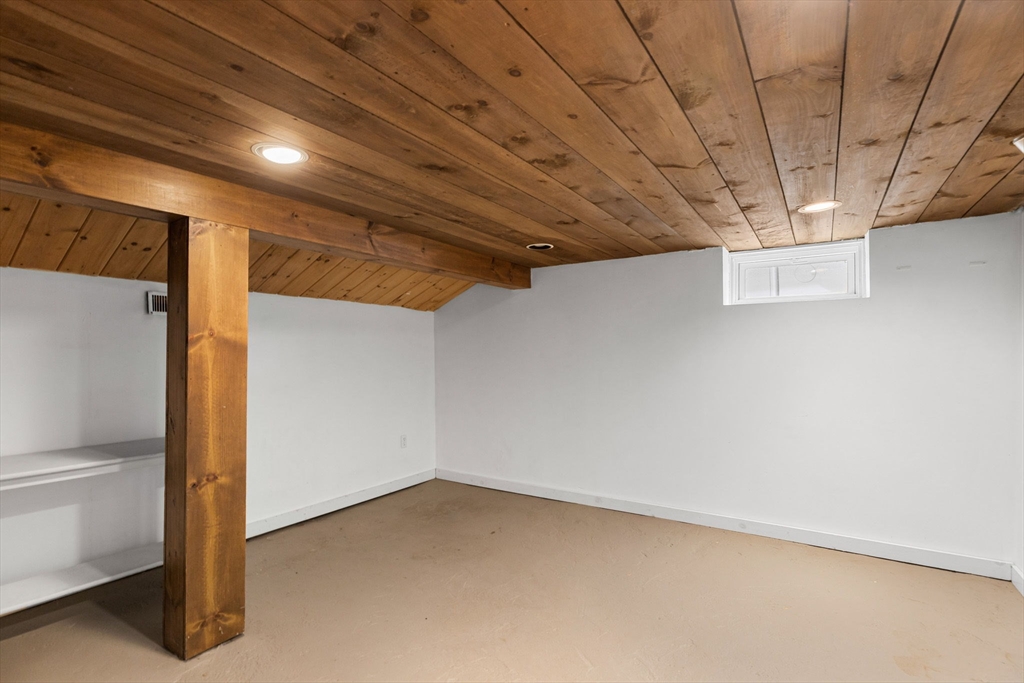 2 bed, 1 bath apartment for rent at 94 King St Unit 1, Hanover — photo 15 of 25