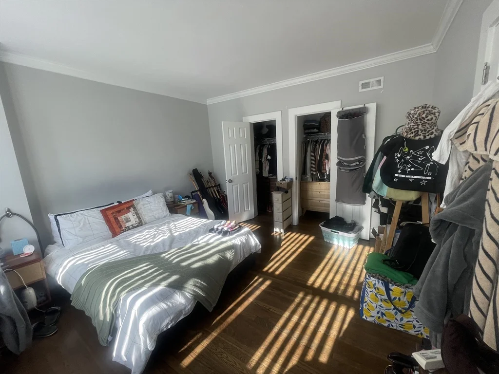 2 bed, 1 bath apartment for rent at 94 Longwood Ave Unit A, Coolidge Corner — photo 7 of 11