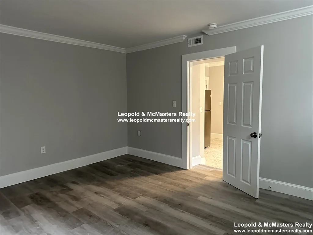 2 bed, 1 bath apartment for rent at 94 Longwood Ave Unit A, Coolidge Corner — photo 5 of 11