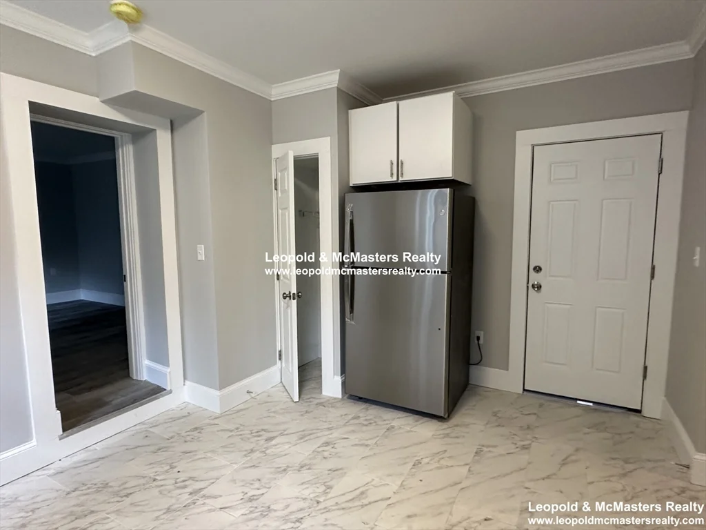 2 bed, 1 bath apartment for rent at 94 Longwood Ave Unit A, Coolidge Corner — photo 4 of 11