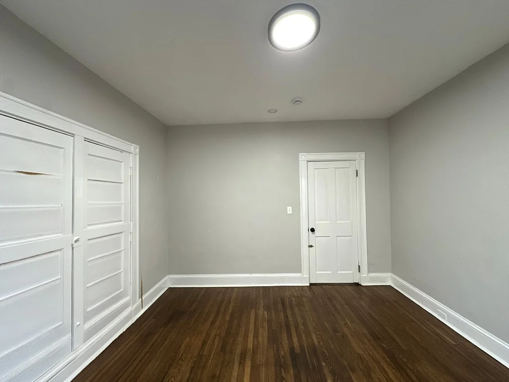 3 bed, 1 bath apartment for rent at 94 Lonsdale St Unit 1, Dorchester — photo 15 of 19