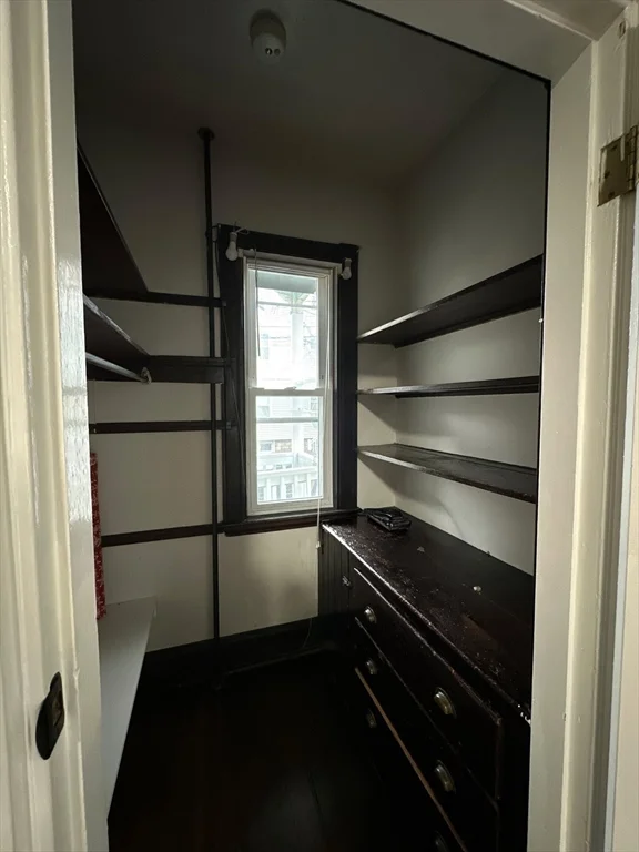 3 bed, 1 bath apartment for rent at 94 Lonsdale St Unit 1, Dorchester — photo 11 of 19