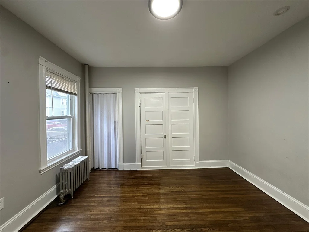 3 bed, 1 bath apartment for rent at 94 Lonsdale St Unit 1, Dorchester — photo 14 of 19