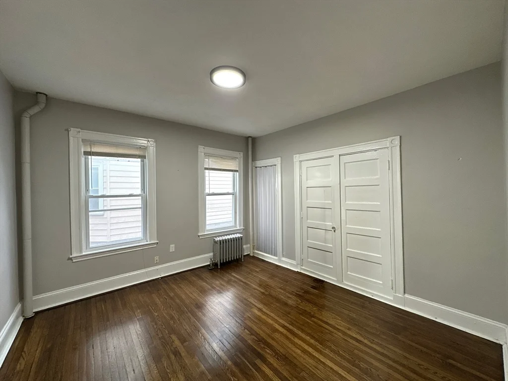 3 bed, 1 bath apartment for rent at 94 Lonsdale St Unit 1, Dorchester — photo 13 of 19