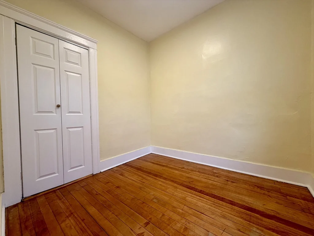 3 bed, 1 bath apartment for rent at 94 Lovell St Unit 3, Worcester — photo 13 of 14