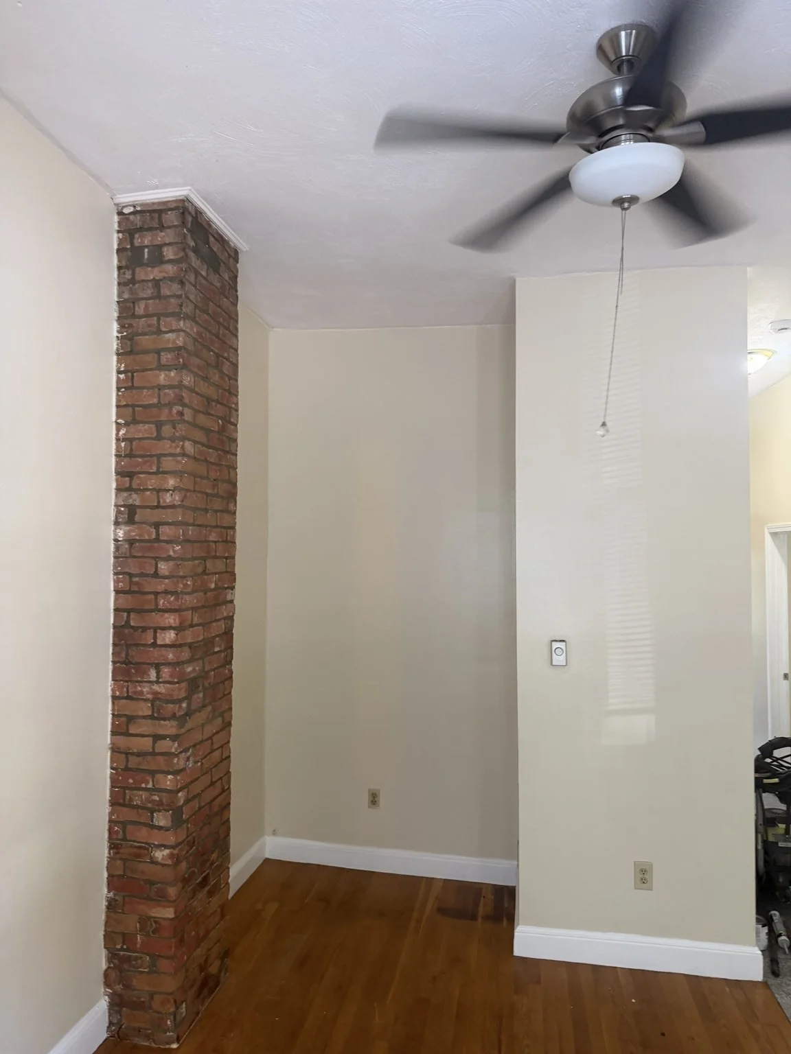 1 bed, 1 bath apartment for rent at 94 Marcella Unit 1, Roxbury — photo 3 of 10